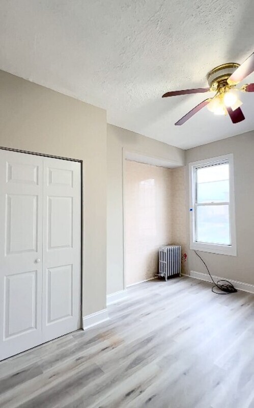 Building Photo - 2958 N Fairhill St