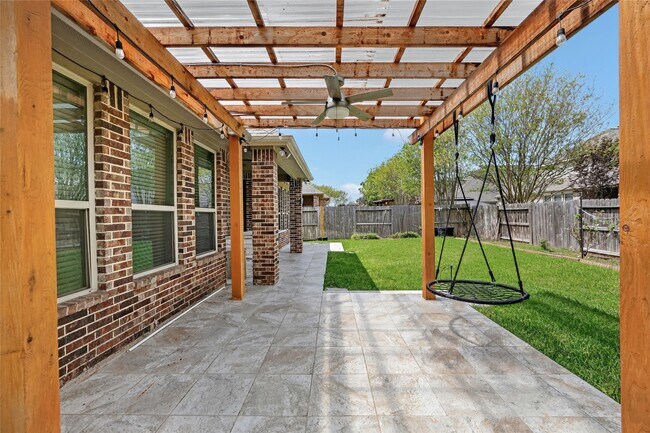 Building Photo - 19830 Hamlet Shadow Ln