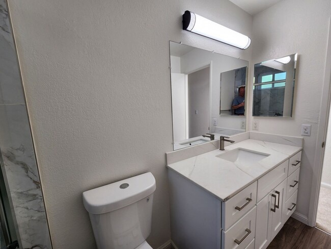 Building Photo - Redwood city townhouse