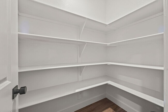 Building Photo - 1509 Padova Ave