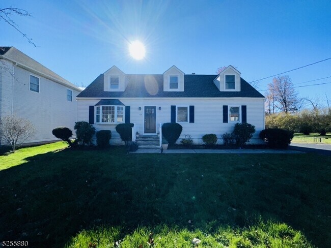 Building Photo - 79 Hawkins Ave