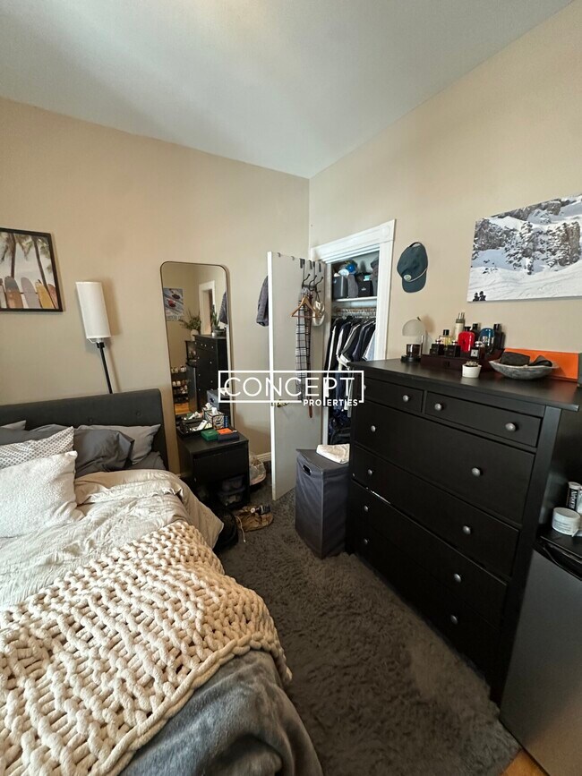 Building Photo - 47A Hillside St. Unit 2