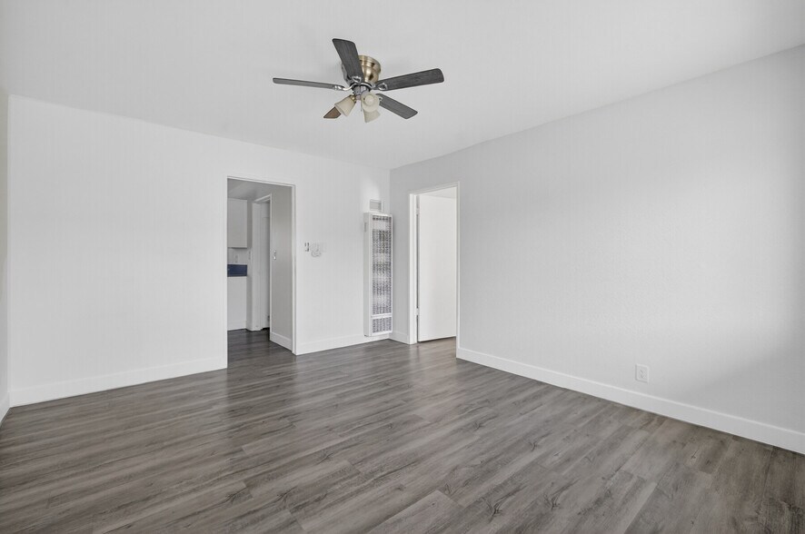 Building Photo - 2100 W Ball Rd