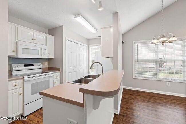 Building Photo - 443 Northrop Pl