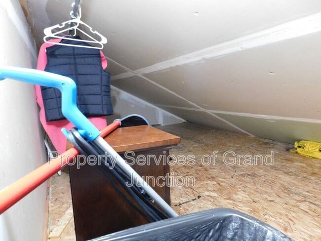 Building Photo - 1911 Wingate Dr