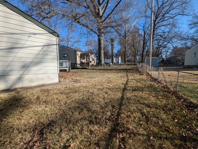 Building Photo - Corner Lot Coziness on Coburg Lands