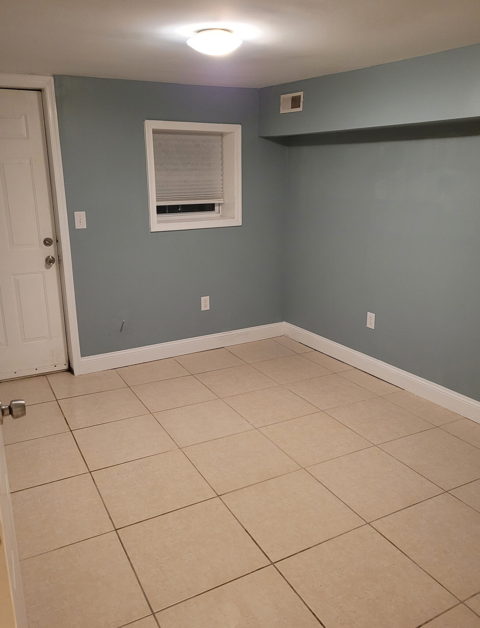 Building Photo - 127 Seaton Plz NW