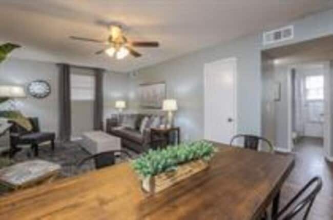 Building Photo - 8327 Lowell Ave