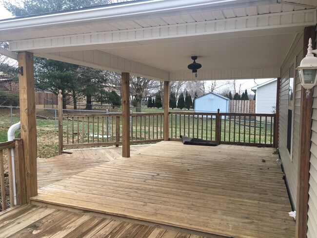 Building Photo - New Year = New Look (Fresh Paint Coming Soon)!