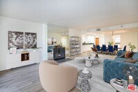 Building Photo - 410 S Barrington Ave