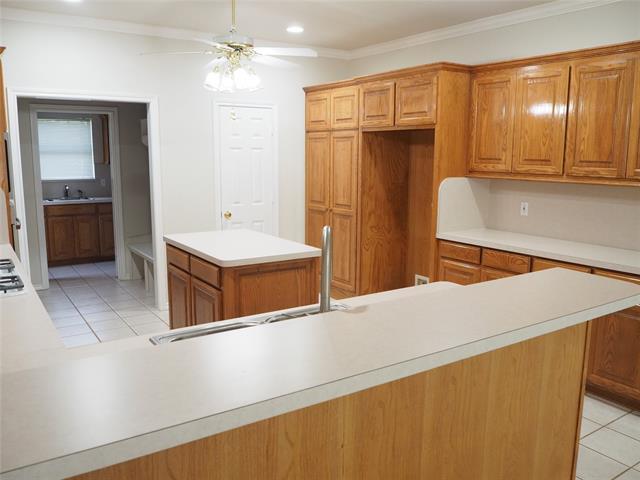 Building Photo - 4763 Red Oak Cir