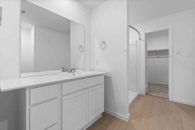 Building Photo - 16031 Tallis Dr