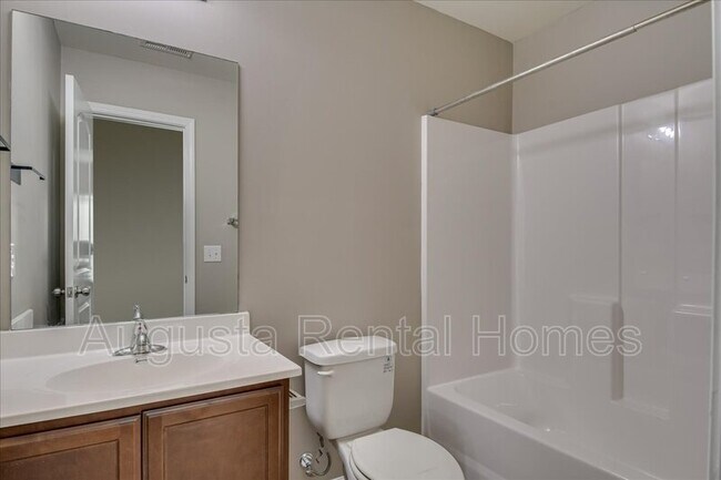 Building Photo - 3549 Pebble Creek Dr
