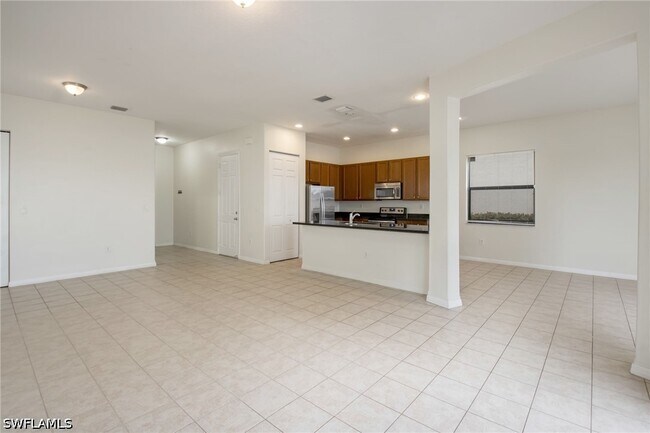 Building Photo - 5265 Beckton Rd