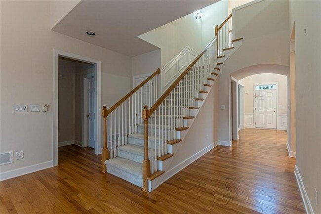 Building Photo - 1525 Broadhempston Ct