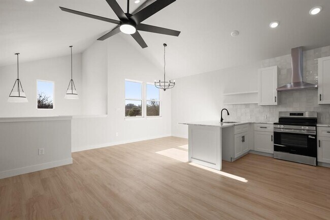 Building Photo - 306 Ave P