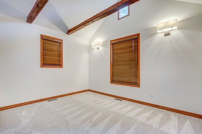 Building Photo - Gorgeous 3BD/2.5BA Downtown Boulder Home- ...