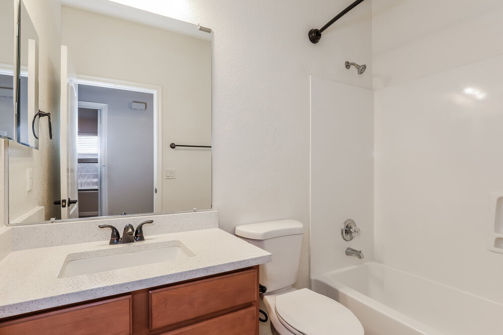 Building Photo - 8026 S 48th Dr