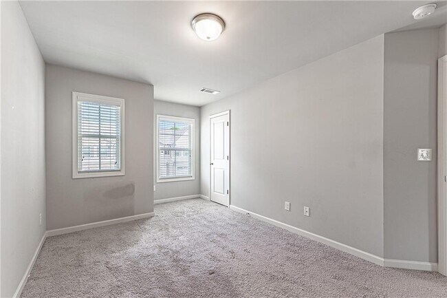 Building Photo - 2414 Morgan Pl Dr