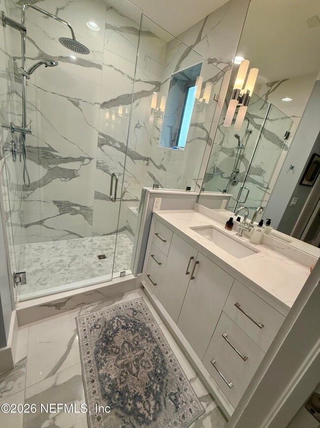 Building Photo - 359 Ahern St