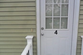 Building Photo - 848 Waverly St
