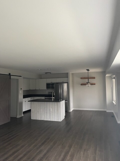 Building Photo - 22 Fitzwatertown Rd