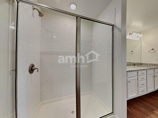 Building Photo - 175 River Hwy