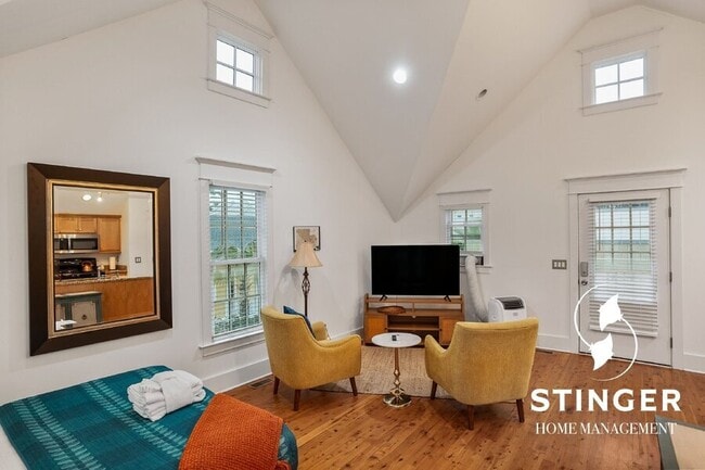 Building Photo - 30 Harford