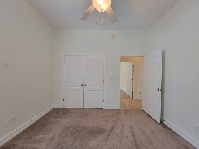 Building Photo - 3 bedroom home for rent off Miccosukee Rd ...