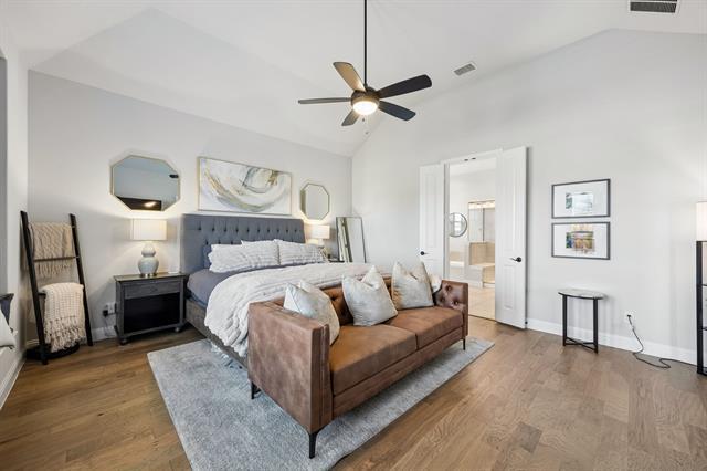 Building Photo - 406 Worthing Way