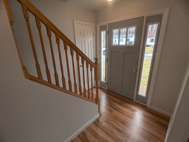 Front door/stairwell - 44 Albe Dr