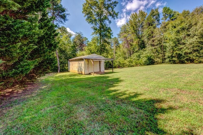 Building Photo - 106 7 Hawks Trail