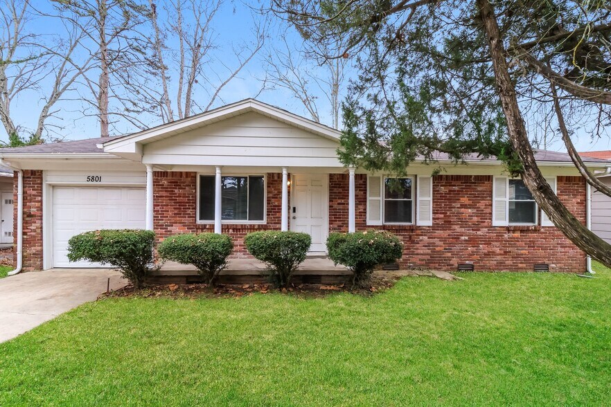 Building Photo - 5801 Southwick Dr