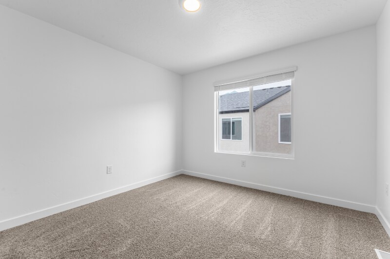 Building Photo - 1538 720 N