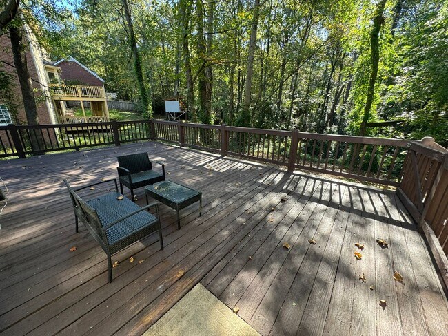 Building Photo - Updated House in Hampton Park!