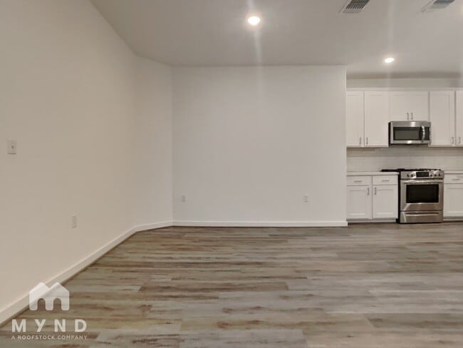 Building Photo - 15307 Grenadine Bloom Cv