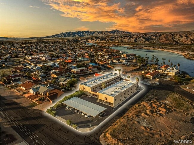 Building Photo - 454 Riverfront Dr