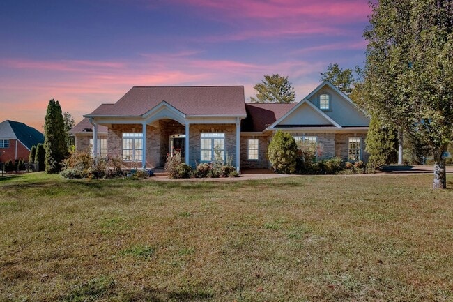 Primary Photo - 614 Greene Dr