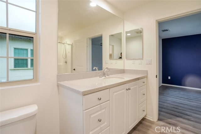 Building Photo - 863 Iris Way