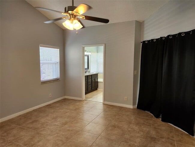 Building Photo - 6639 Hatteras Dr