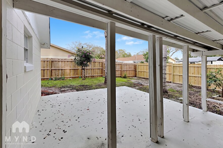 Building Photo - 6701 Village Grove Ct