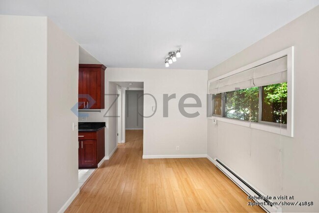 Building Photo - 500 W Middlefield Rd