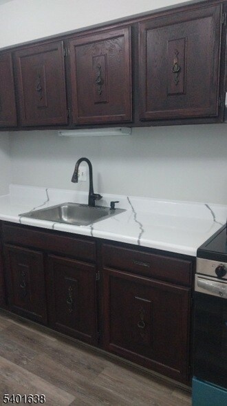 Building Photo - 15 Broad St