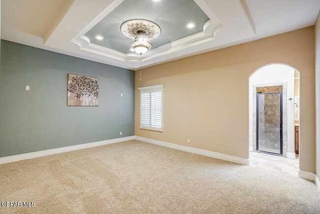 Building Photo - 7425 Gulf Creek Dr