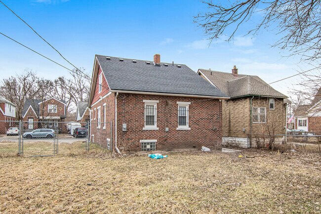 Building Photo - 15495 Littlefield St