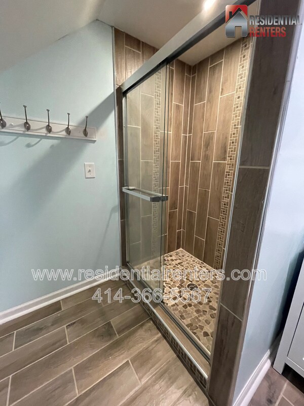 Building Photo - 2369 N 61st St