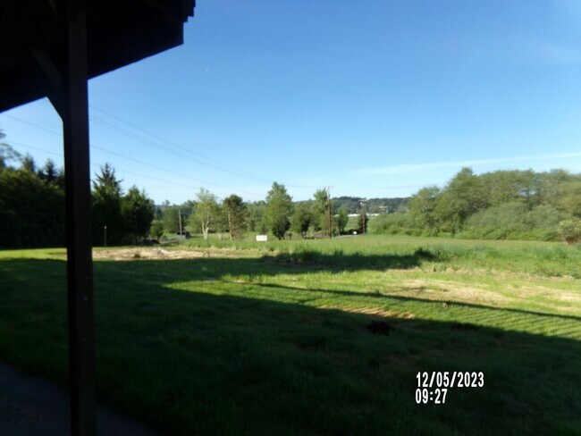 Building Photo - 3bd 2baHome Located in Montesano