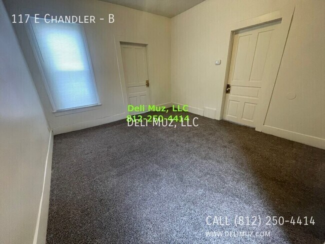 Building Photo - 117 E Chandler Ave