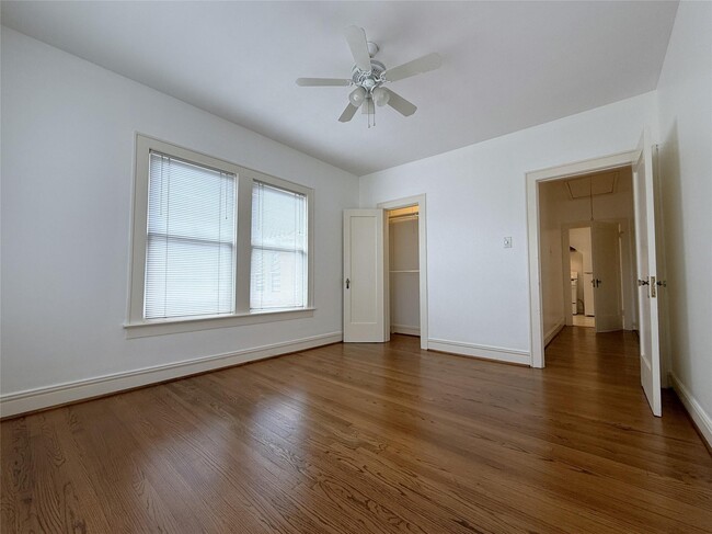 Building Photo - 2311 Wroxton Rd