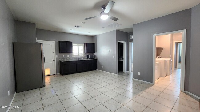 Building Photo - 42037 W Quinto Dr